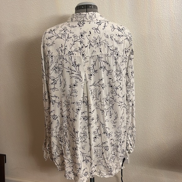 2Xl beach lunch lounge floral blouse black white Long sleeve collared - Picture 3 of 3